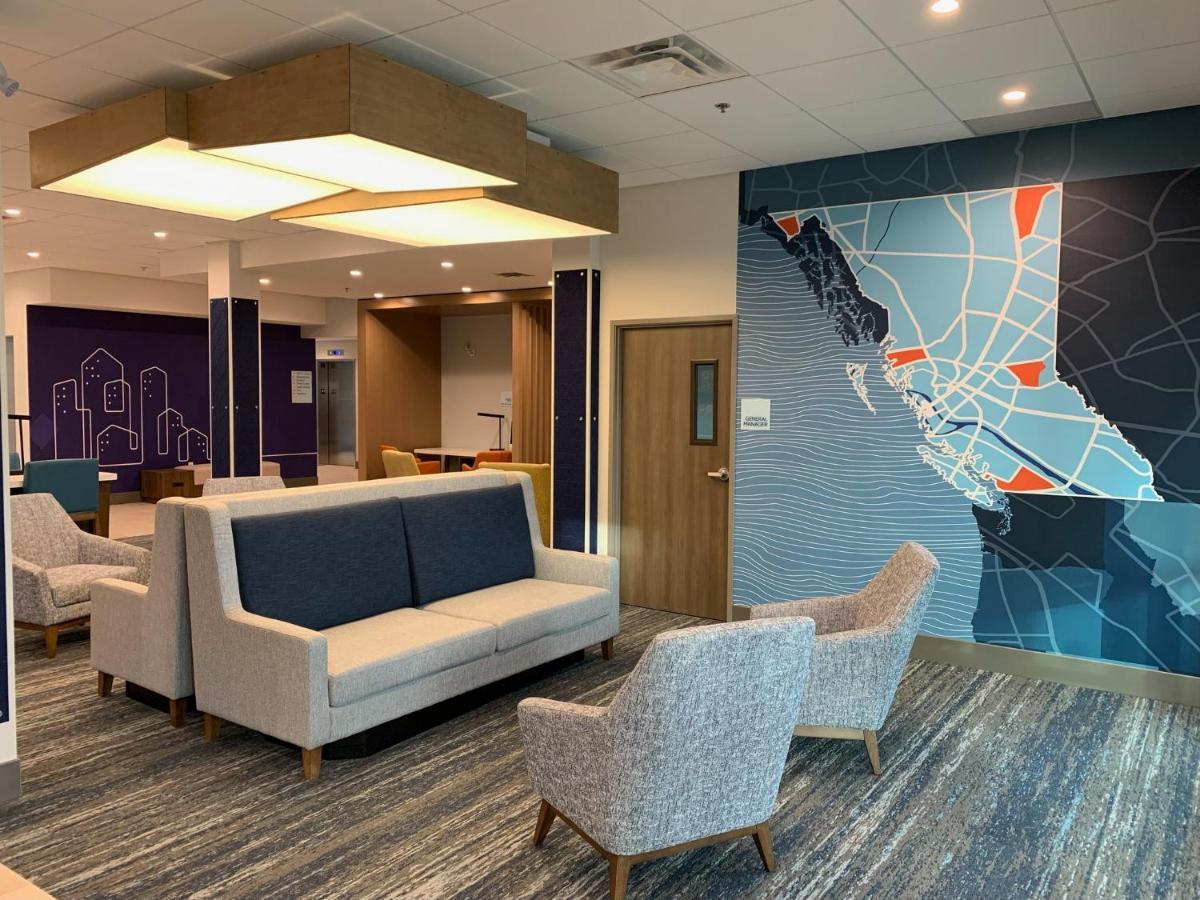 Holiday Inn Express & Suites - Courtenay - Comox By Ihg Zewnętrze zdjęcie
