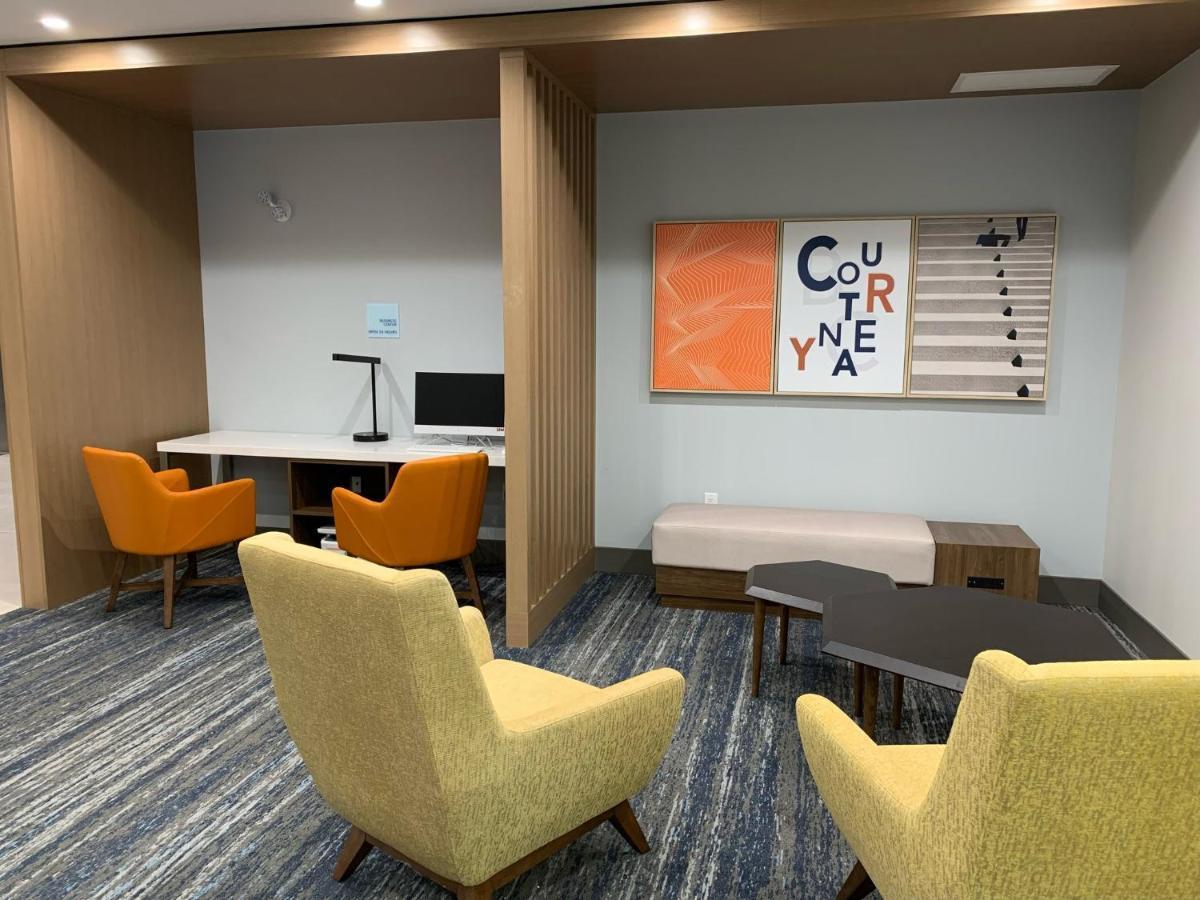 Holiday Inn Express & Suites - Courtenay - Comox By Ihg Zewnętrze zdjęcie