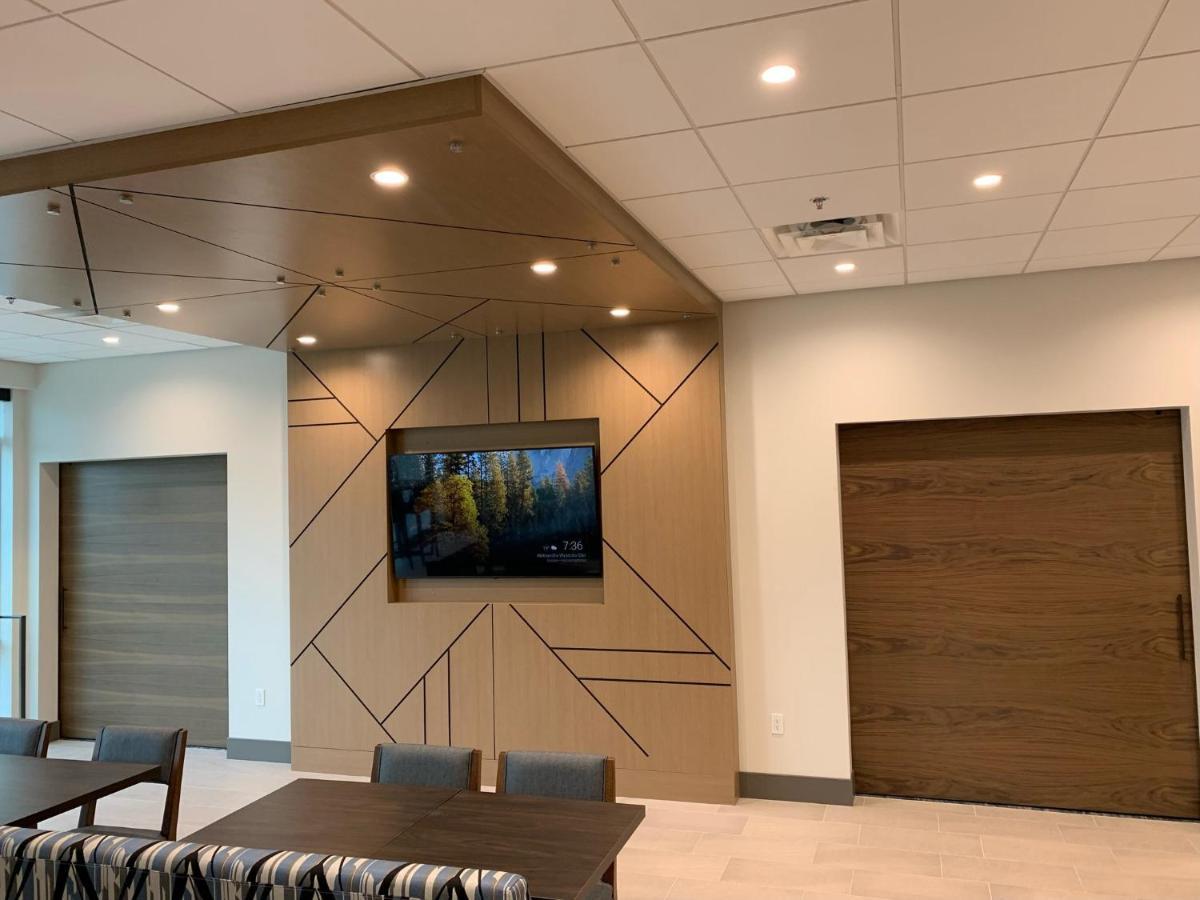 Holiday Inn Express & Suites - Courtenay - Comox By Ihg Zewnętrze zdjęcie