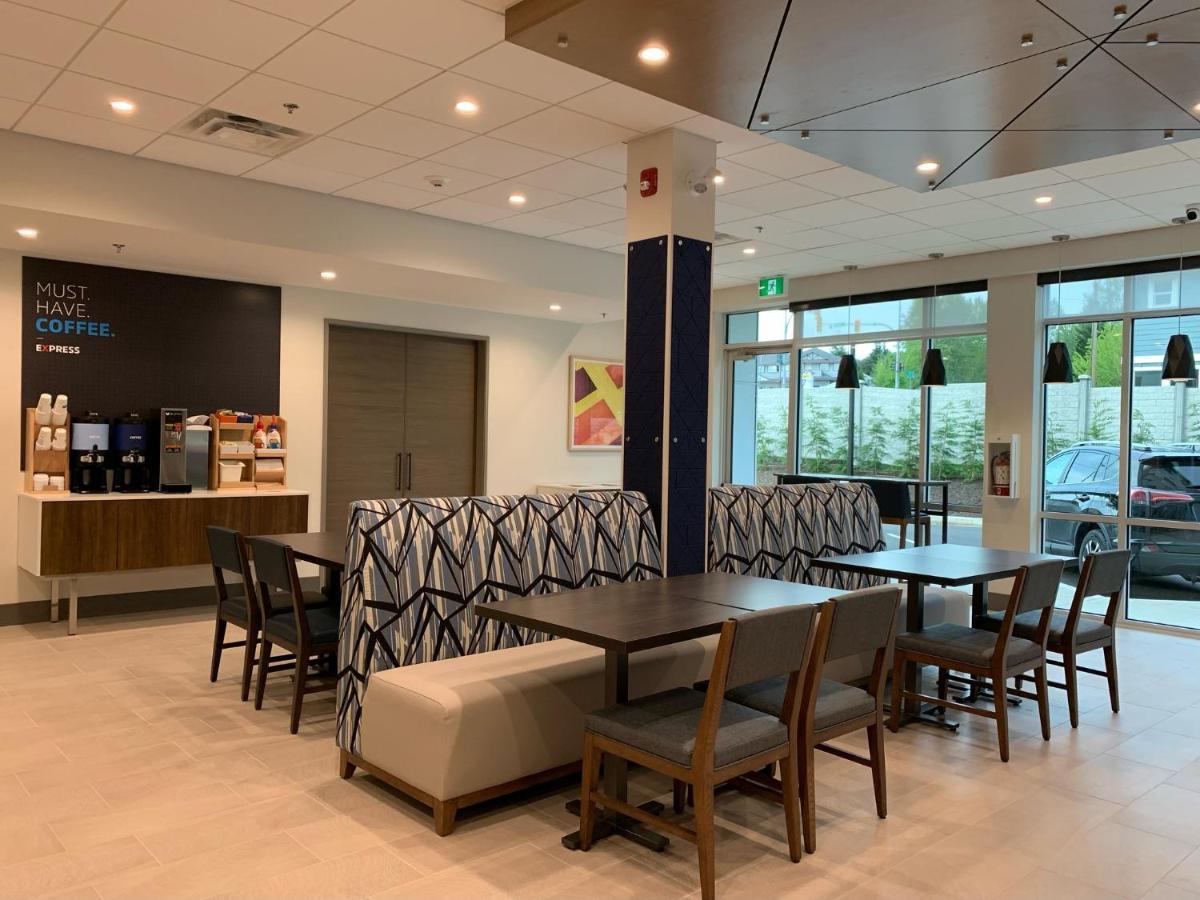 Holiday Inn Express & Suites - Courtenay - Comox By Ihg Zewnętrze zdjęcie